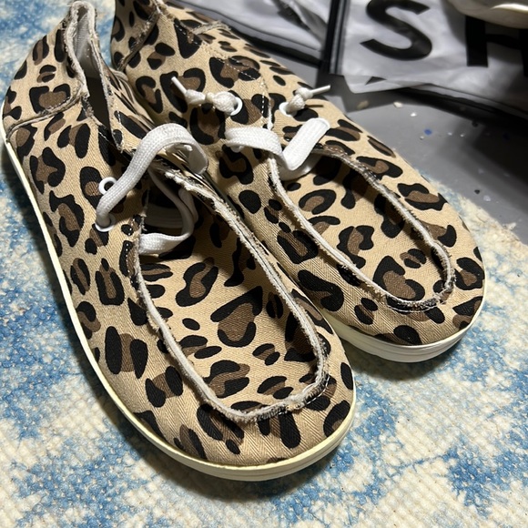 Shoes - Leopard soft shoes